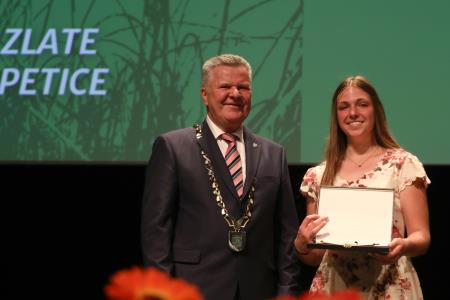 ZLATE PETICE 76 FOTO LJUBO VUKELIČ